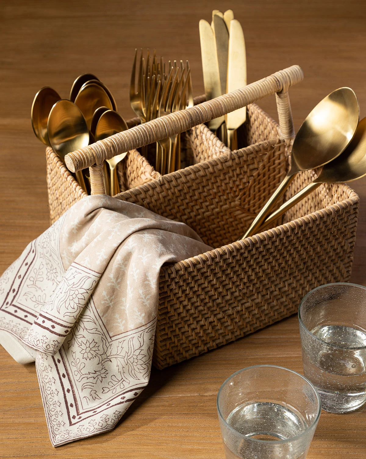 Rattan Utensil Caddy - Image 2