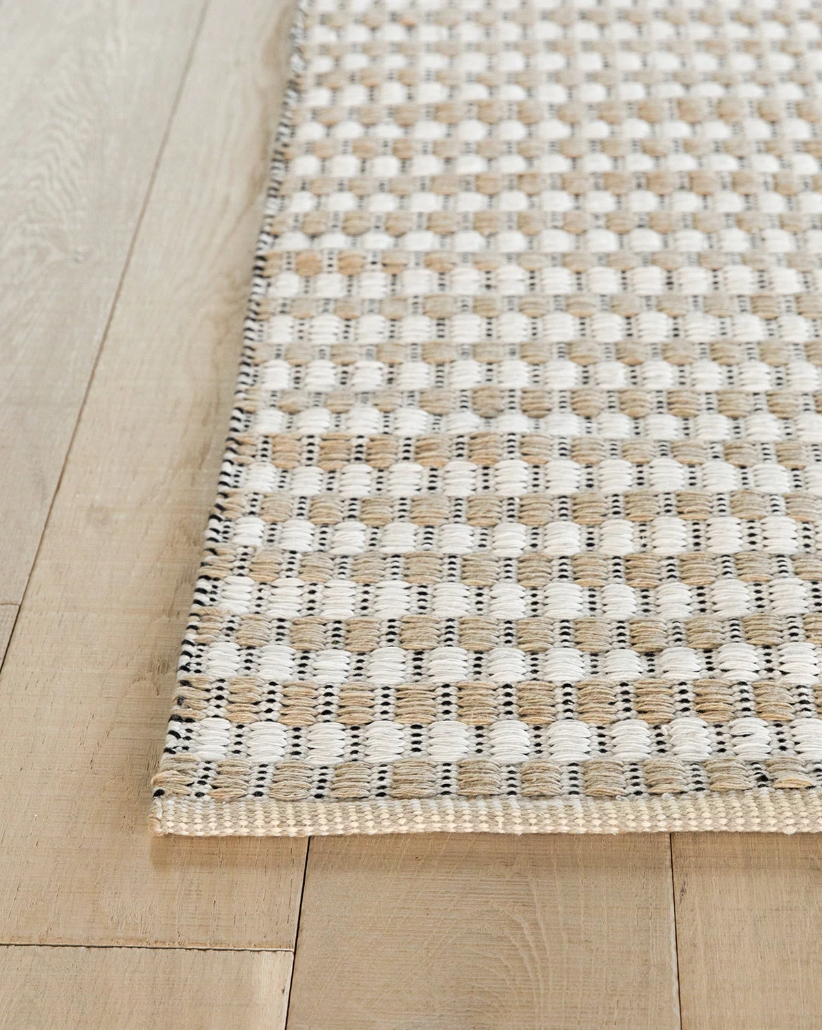 Granada Handwoven Indoor/Outdoor Rug - Image 5