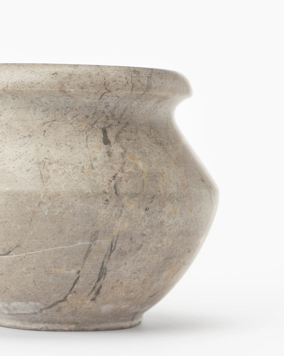 Leo Marble Vase - Image 3