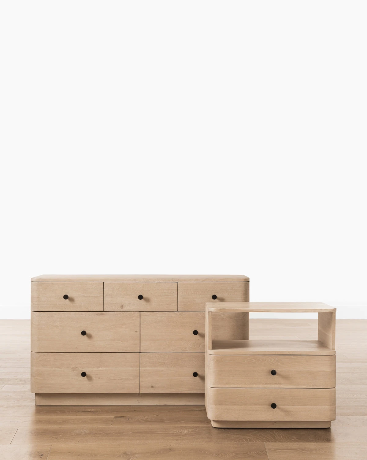 Evergreen Longhurst Dresser - Image 5