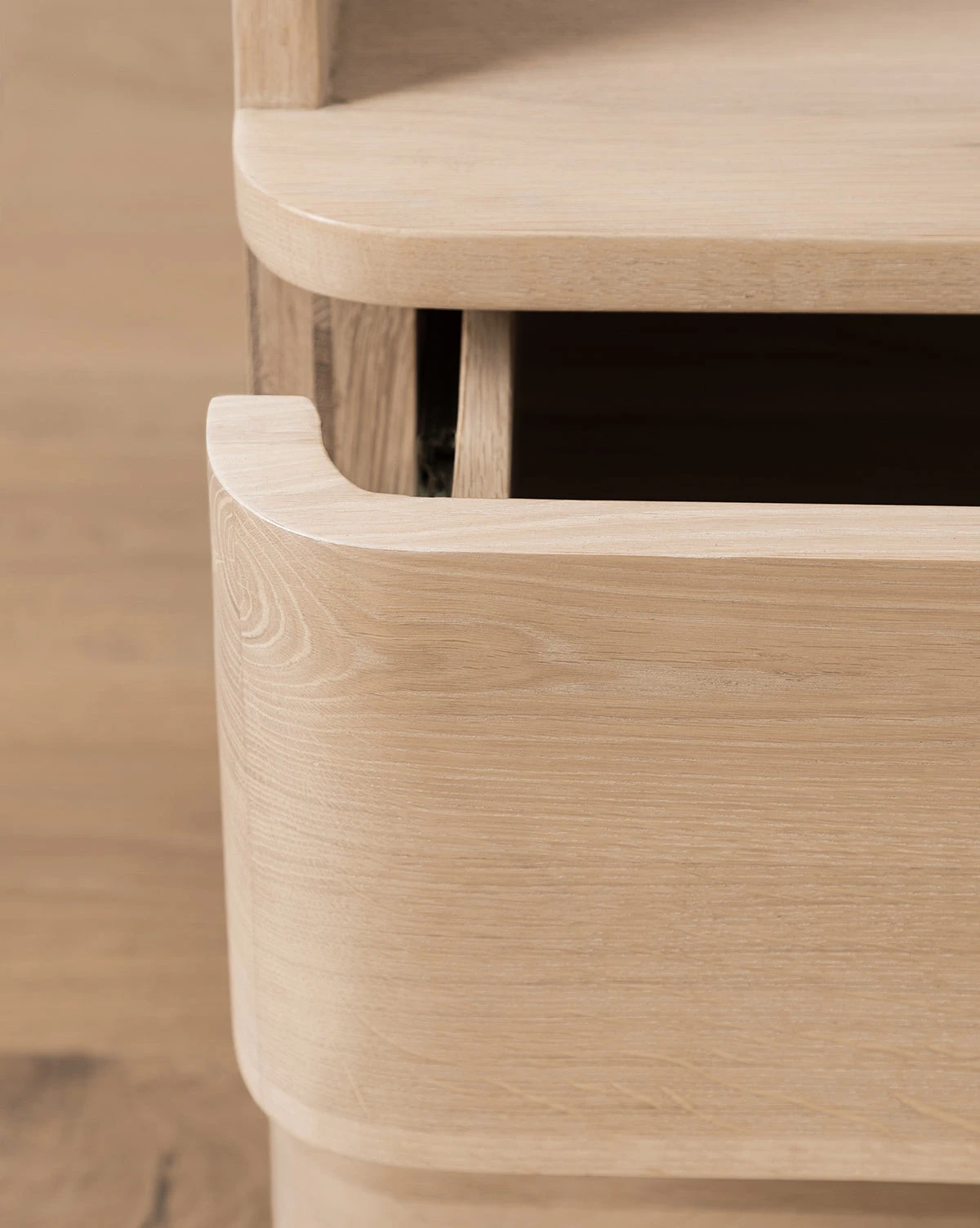 Evergreen Longhurst Dresser - Image 6