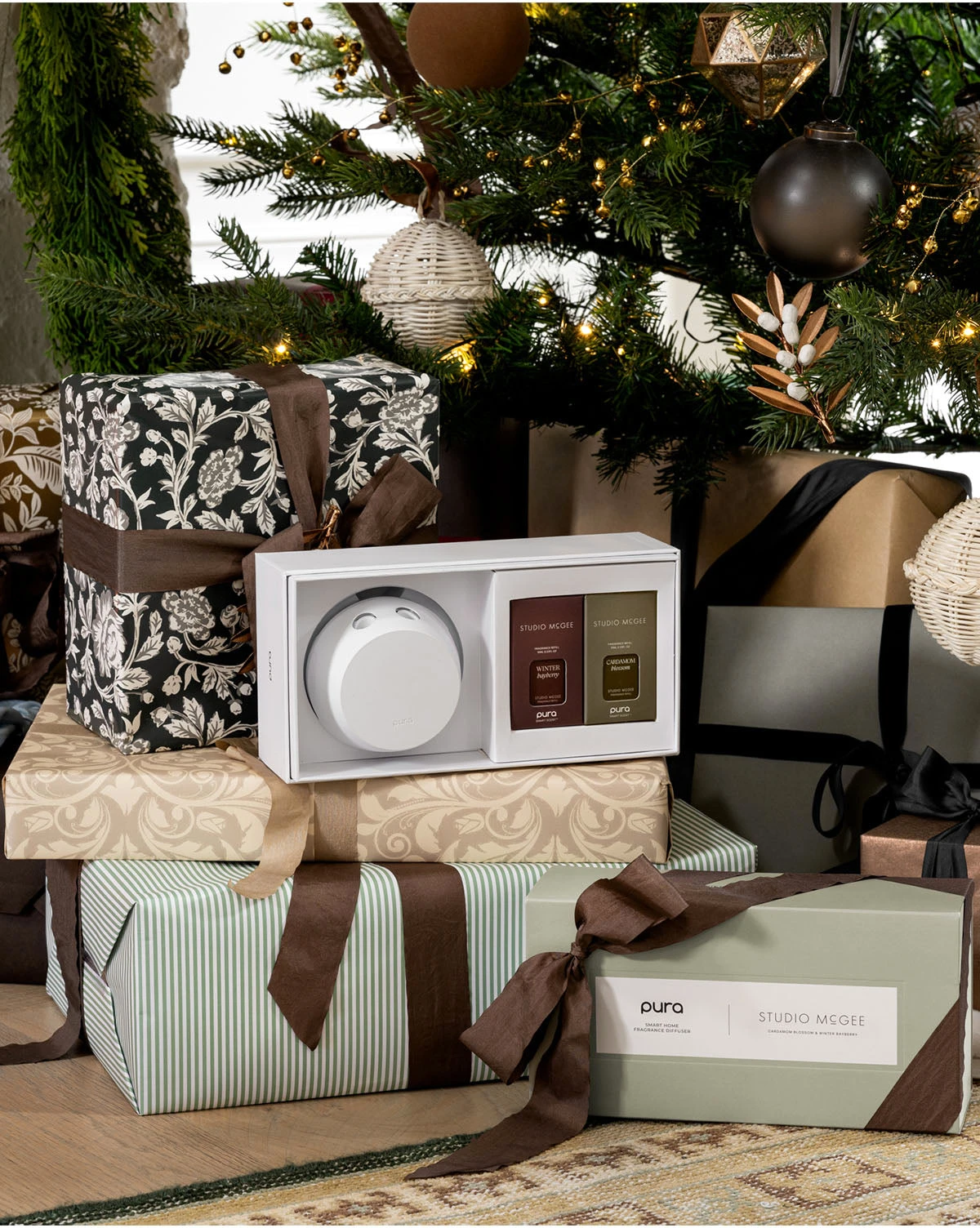 Pura X Studio McGee Home Fragrance Holiday Diffuser Set - Image 2